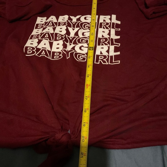 T-shirt by Fashion Nova - Picture 2 of 8